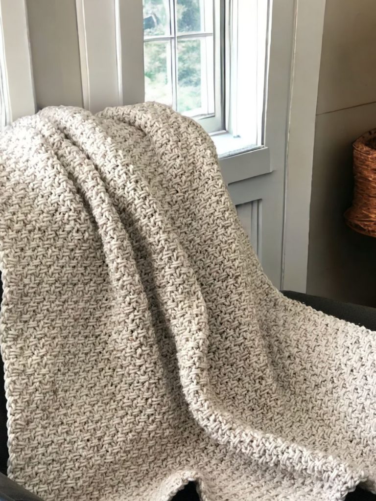 Fisherman’s Throw Crochet Pattern – The Perfect Addition to Your Home