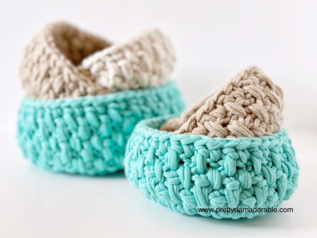 4 round crochet nesting baskets stacked inside each other - free crochet basket pattern