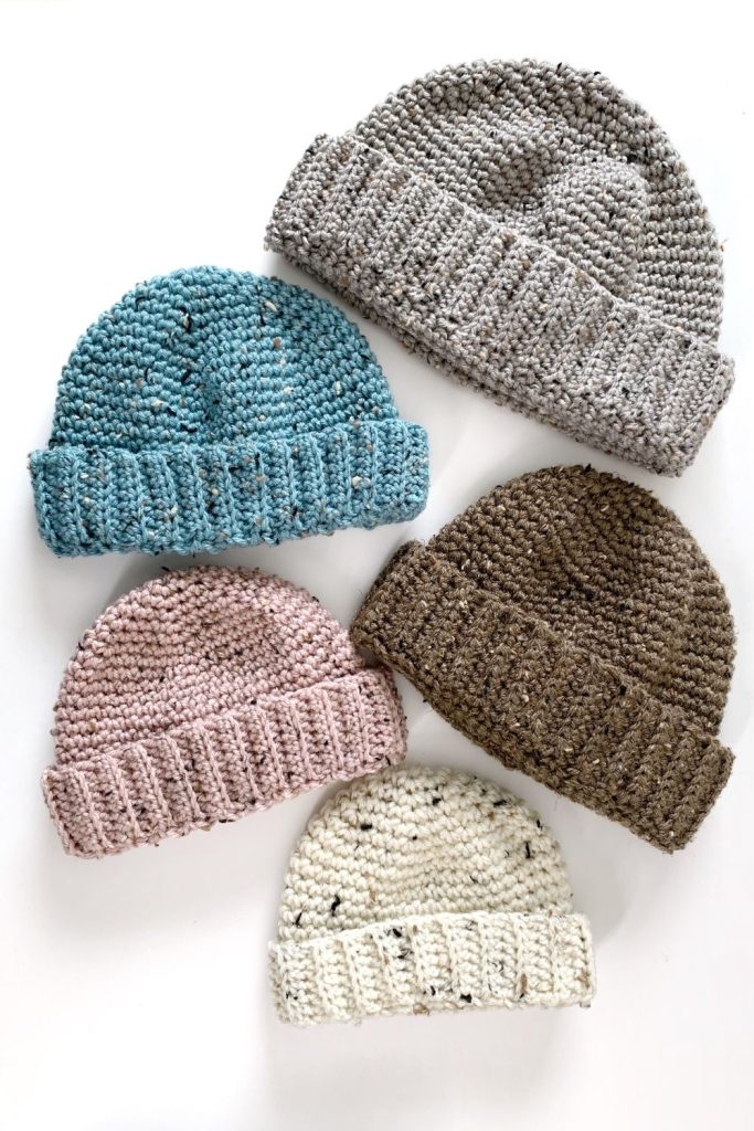 crochet fisherman hats in 5 different sizes