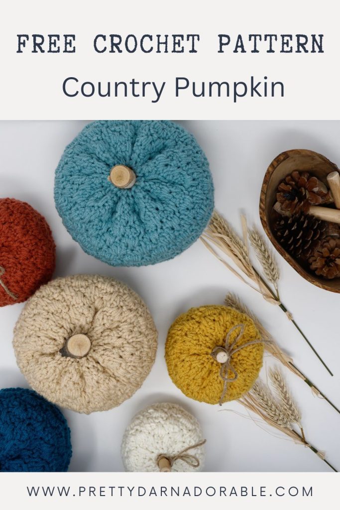 crochet pumpkins on a whtie background